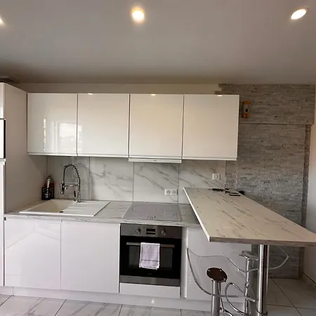 Confort Pour Amoureux, Proche Metz Apartment Talange